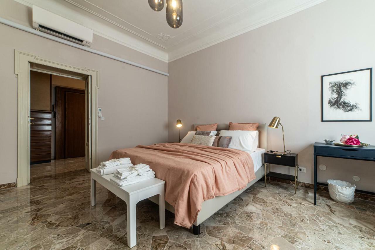 Joivy Sophisticated 3-Bed Flat With Desk Διαμέρισμα Μιλάνο Εξωτερικό φωτογραφία