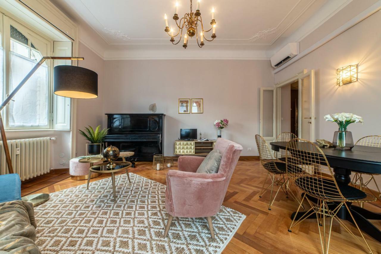 Joivy Sophisticated 3-Bed Flat With Desk Διαμέρισμα Μιλάνο Εξωτερικό φωτογραφία