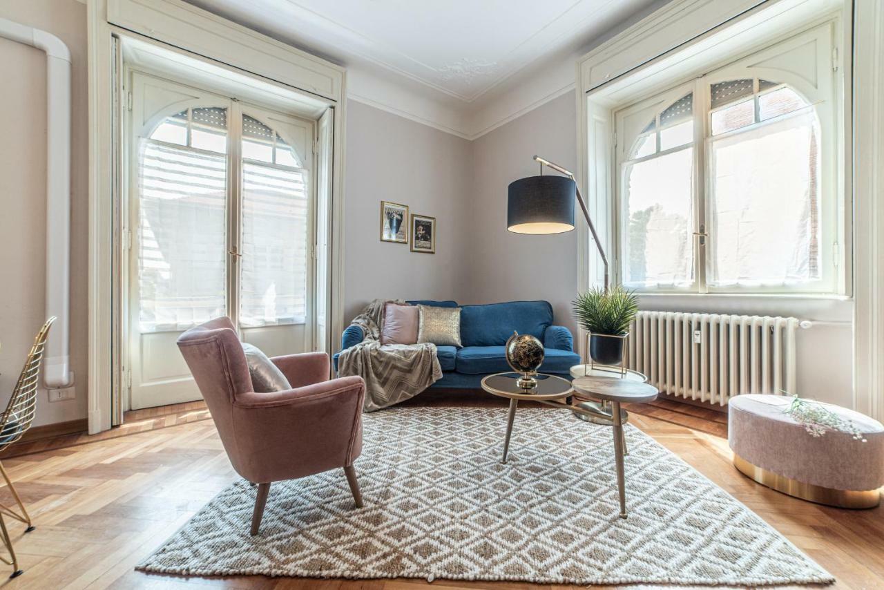 Joivy Sophisticated 3-Bed Flat With Desk Διαμέρισμα Μιλάνο Εξωτερικό φωτογραφία
