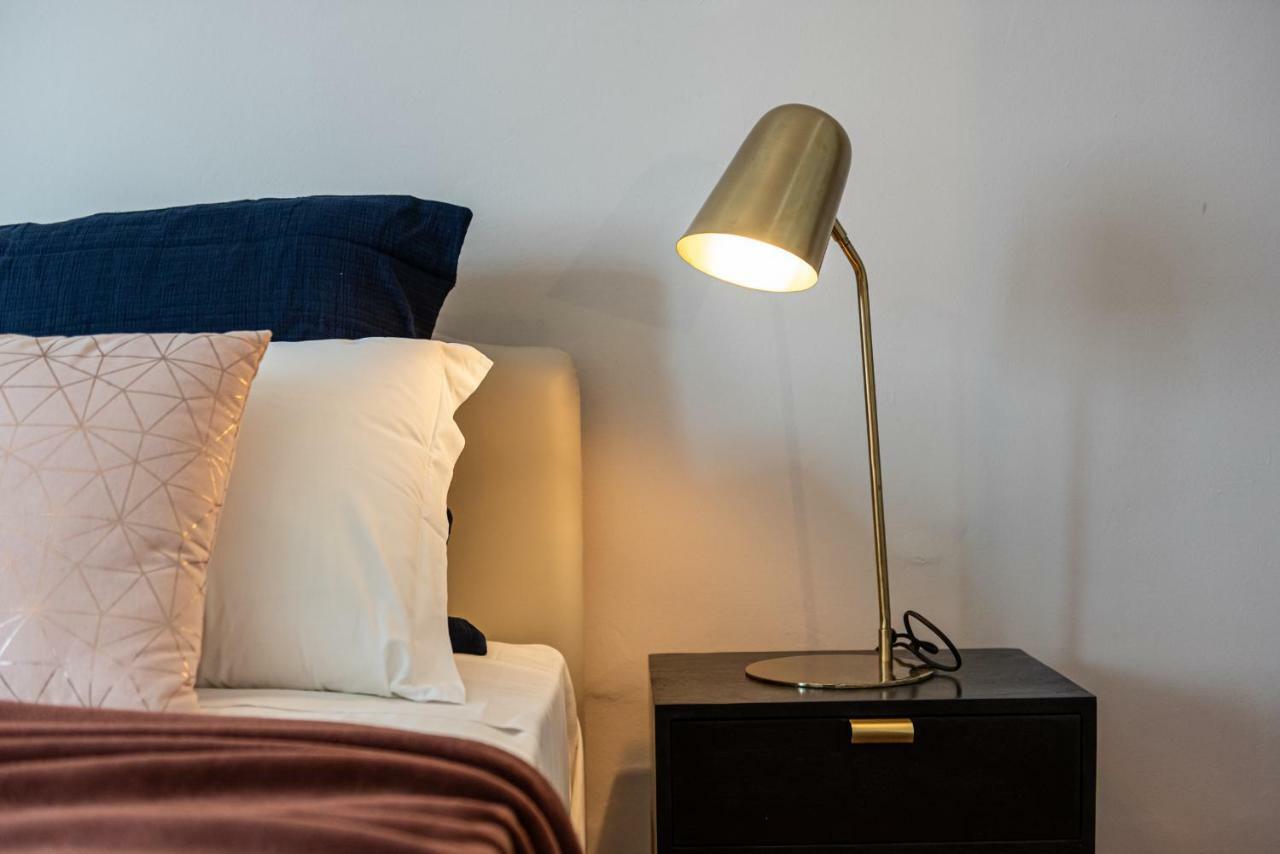 Joivy Sophisticated 3-Bed Flat With Desk Διαμέρισμα Μιλάνο Εξωτερικό φωτογραφία