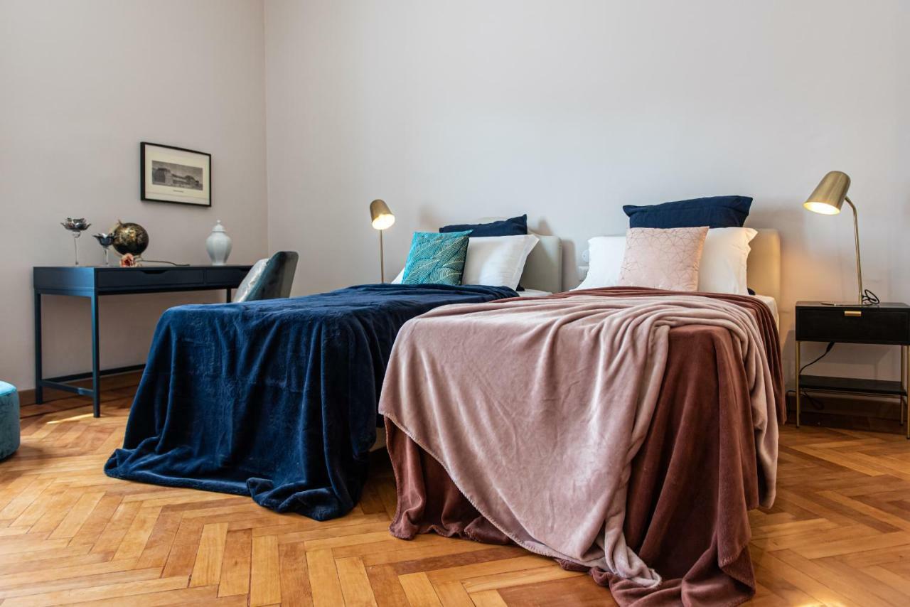 Joivy Sophisticated 3-Bed Flat With Desk Διαμέρισμα Μιλάνο Εξωτερικό φωτογραφία