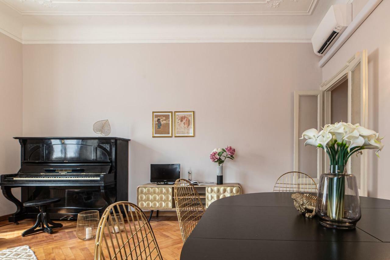 Joivy Sophisticated 3-Bed Flat With Desk Διαμέρισμα Μιλάνο Εξωτερικό φωτογραφία