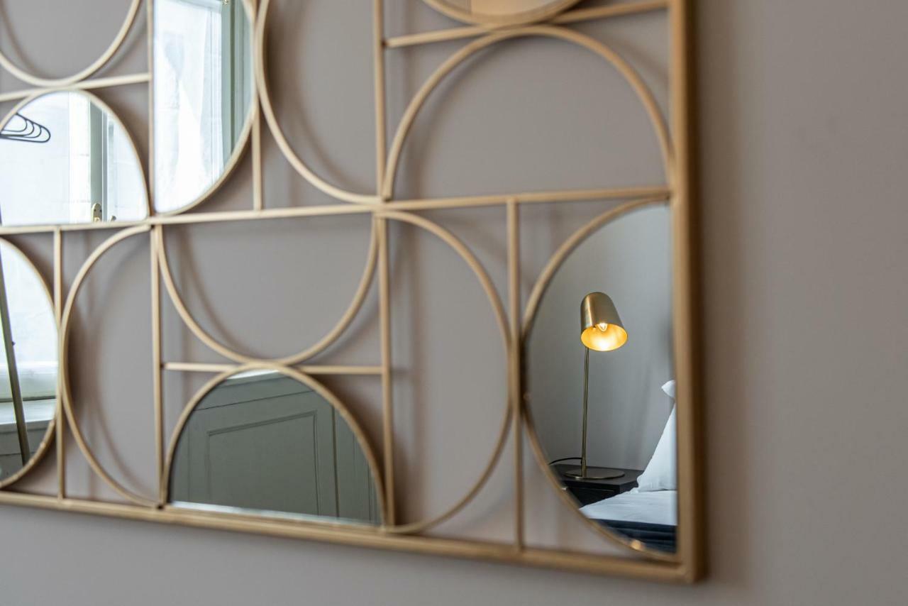 Joivy Sophisticated 3-Bed Flat With Desk Διαμέρισμα Μιλάνο Εξωτερικό φωτογραφία